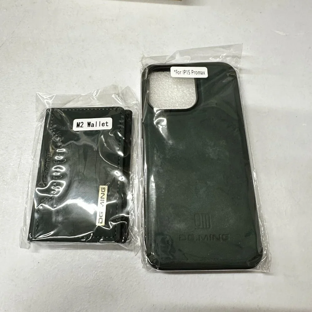 DG.MING M2 For‎ iPhone 15 Pro Max Case with Detachable Magnetic Trifold Card Bag